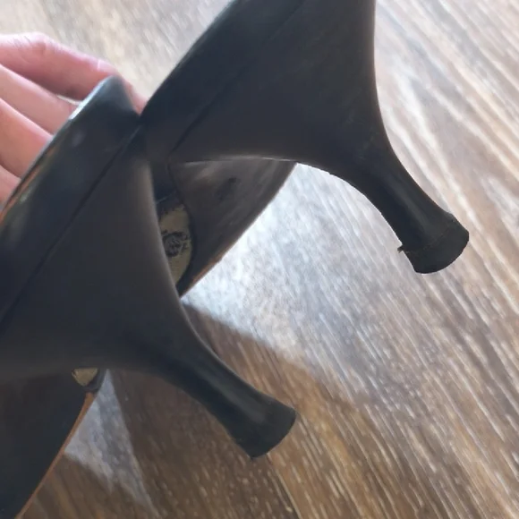 Gucci - Vintage Monogram Printed Mules - Size 9B - Excellent Price Limited Time - Picture 15 of 17